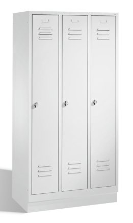 Garderobenschrank CP 8020-30, mit Sockel - 1