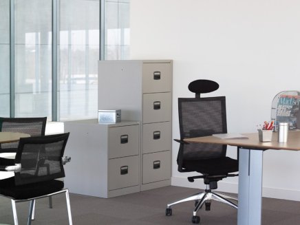 Bisley Schubladenschrank CC4H1A/FLS, 4 Schubläden - Einlegeboden mit Trennwänden - 7