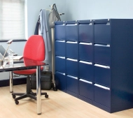Aktenschrank Bisley BS4E/A4 - Einlegeboden mit Trennwänden