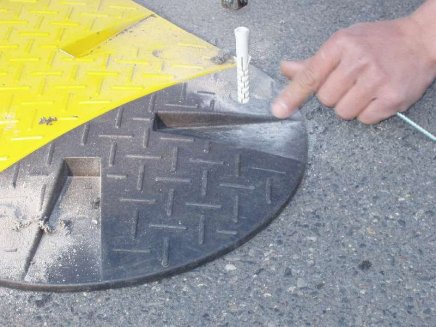 Stahlstrebe für Fahrbahnschweller 30 km/h - 3