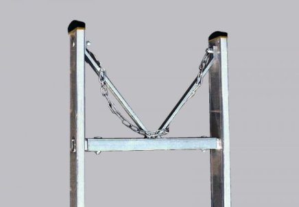 Leiterhalter „V“ Profil mit Kette 3055