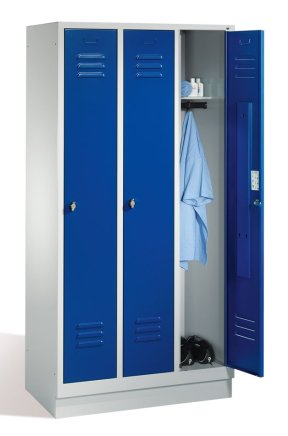 Garderobenschrank CP 8020-30, mit Sockel - 2