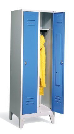 Garderobenschrank CP 8010-20, mit Füßen - 3