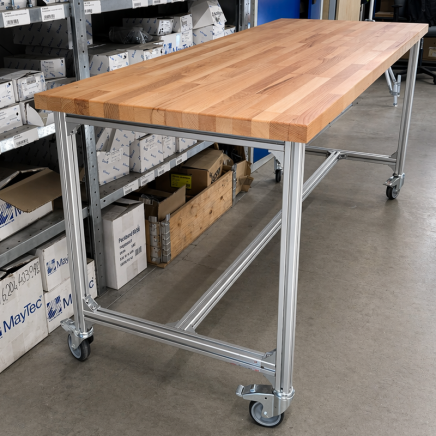 Fahrbarer Arbeitstisch aus Aluminiumprofilen, Breite 2000 mm - 2